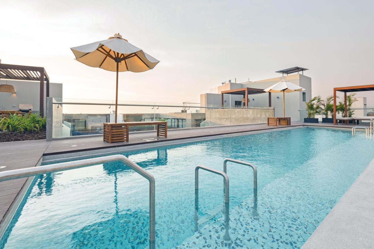✶ Maras Residence ✶ Luxury Rooftop Pool & Grill Ліма Екстер'єр фото